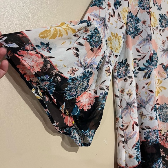 Style & Co Fresh Florals Open Front Kimono Cardigan Ladies Size Medium - Picture 4 of 9